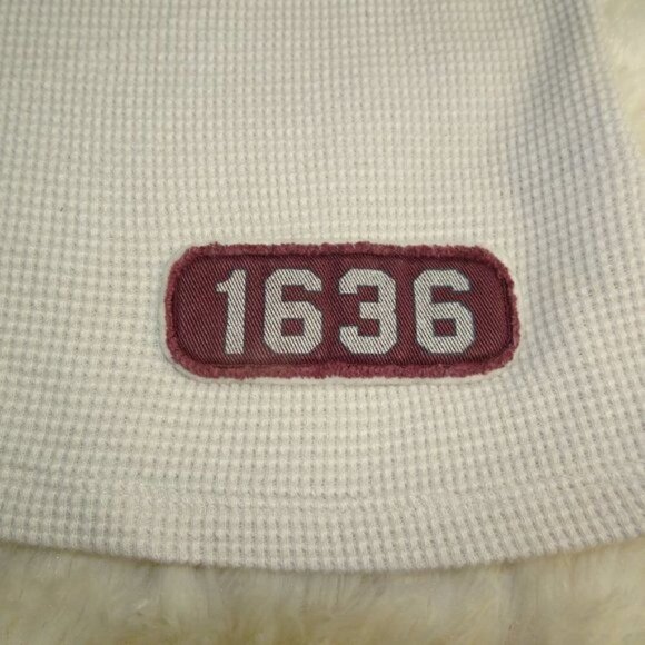 NCAA Harvard University Beige/Burgundy Thermal Small - Picture 2 of 7